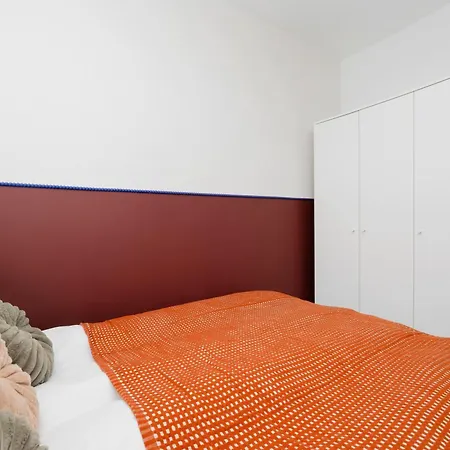 Lejlighed Exceptional With Balcony In Center By Renters Warszawa