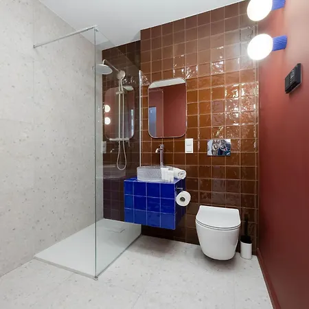 Exceptional With Balcony In Center By Renters Lejlighed *